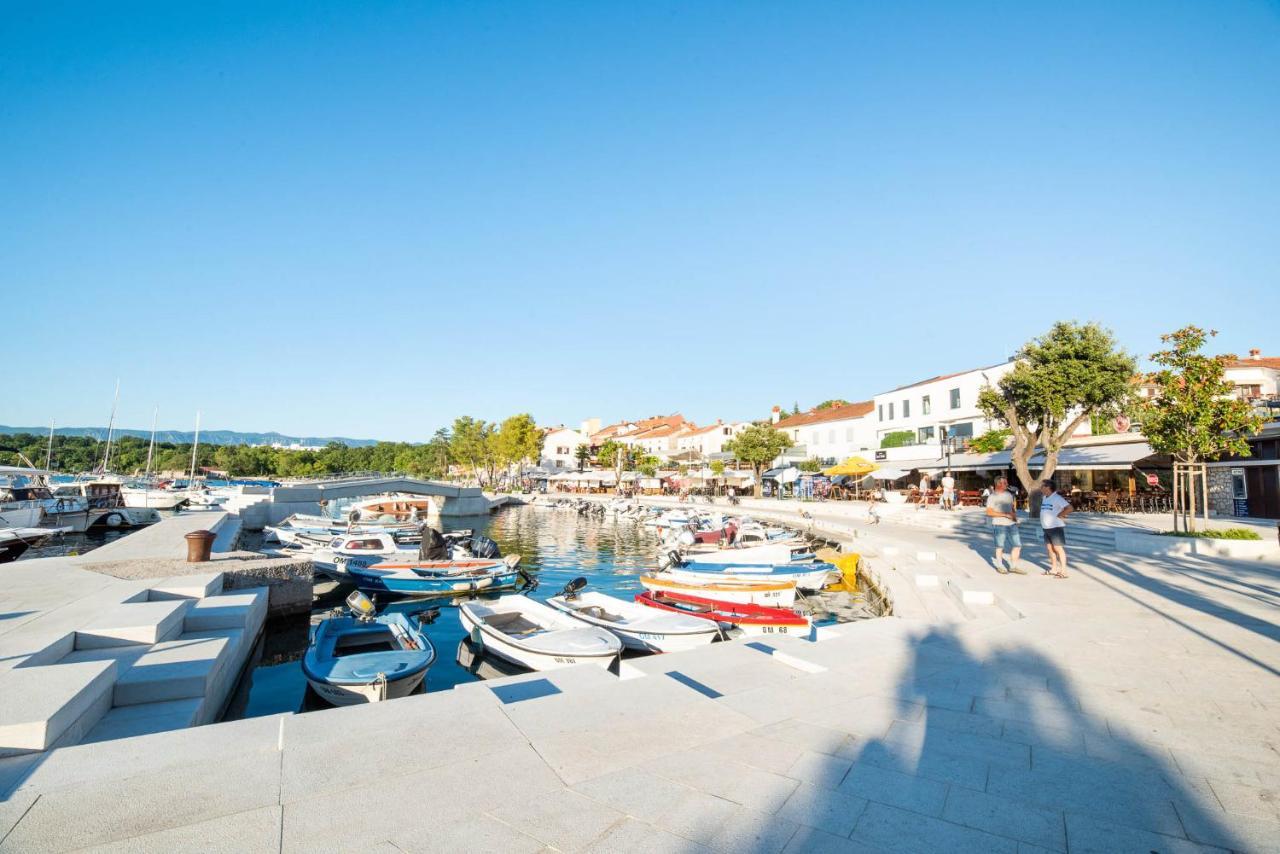 Villa Sunset Sea Нивице Екстериор снимка